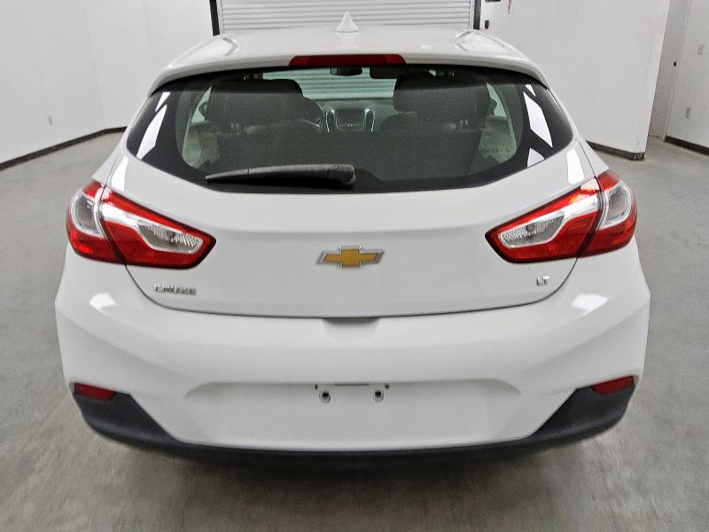 Photo 6 from auction – 2018 CHEVROLET CRUZE LT with VIN 3G1BE6SM8JS653448