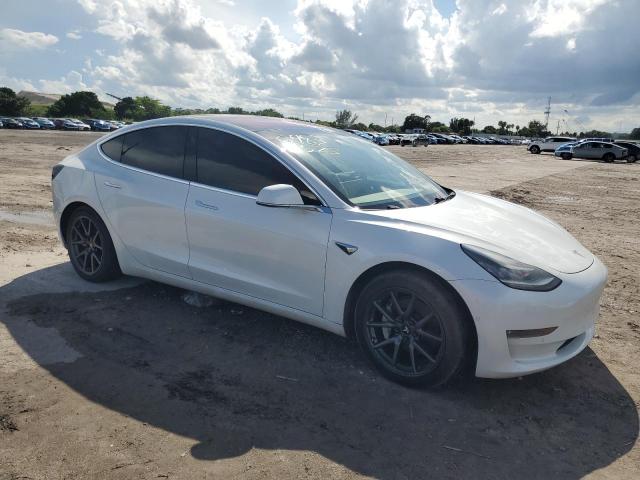 Photo 4 from auction – 2018 TESLA MODEL 3 with VIN 5YJ3E1EA8JF017251