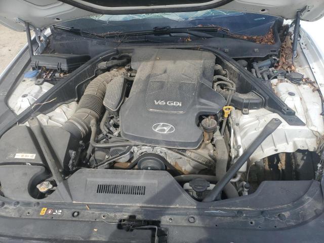 Photo 11 from auction – 2016 HYUNDAI GENESIS 3. with VIN KMHGN4JE1GU106988
