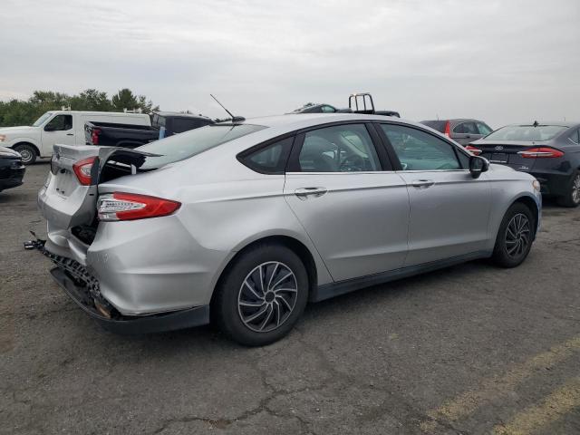 Photo 3 from auction – 2013 FORD FUSION S with VIN 3FA6P0G70DR279941