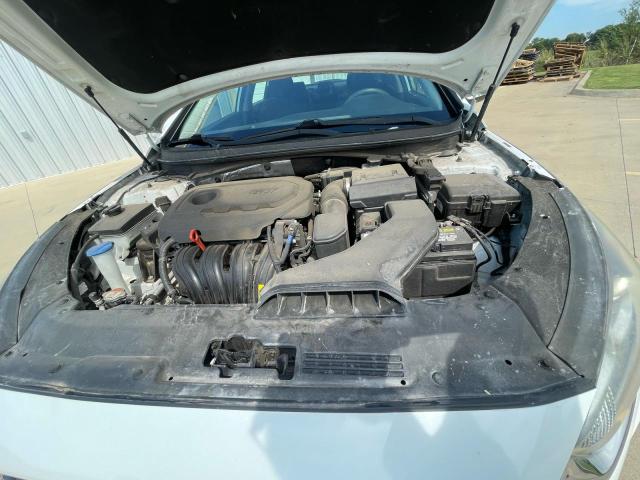 Photo 7 from auction – 2018 HYUNDAI SONATA SE with VIN 5NPE24AF3JH685402