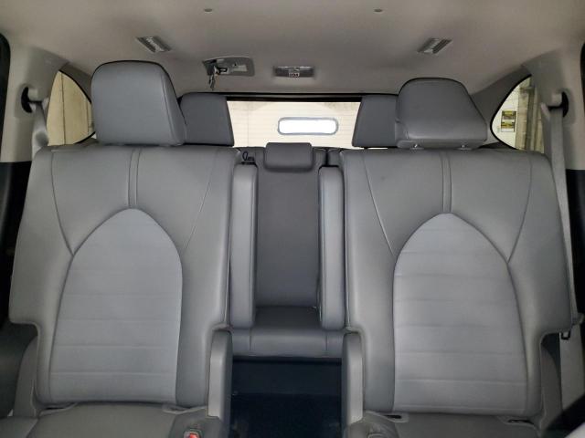 Photo 10 from auction – 2023 TOYOTA HIGHLANDER with VIN 5TDKBRCH8PS115963