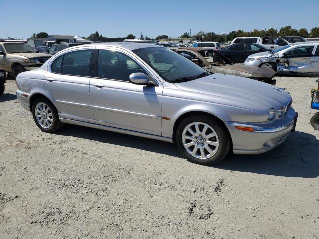 Photo 4 from auction – 2002 JAGU X-TYPE 2.5 with VIN SAJEA51DX2XC49969