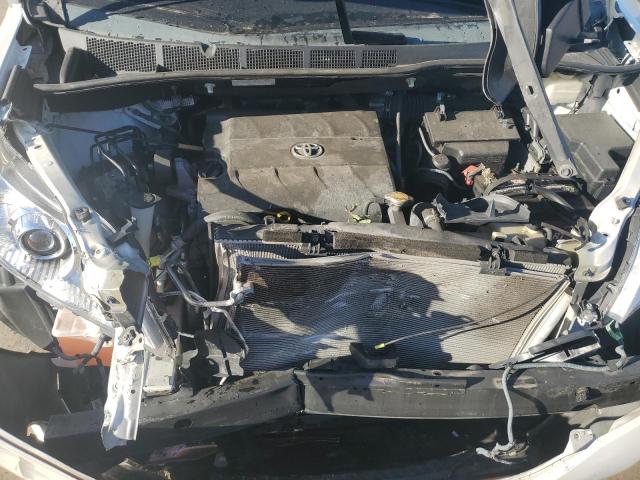 Photo 12 from auction – 2011 TOYOTA SIENNA XLE with VIN 5TDYK3DC4BS018309