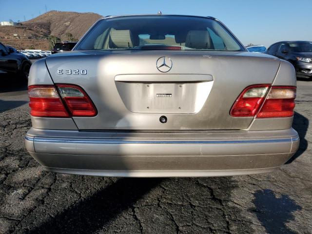 Photo 6 from auction – 2000 MERCEDES-BENZ E 320 with VIN WDBJF65J7YB019974