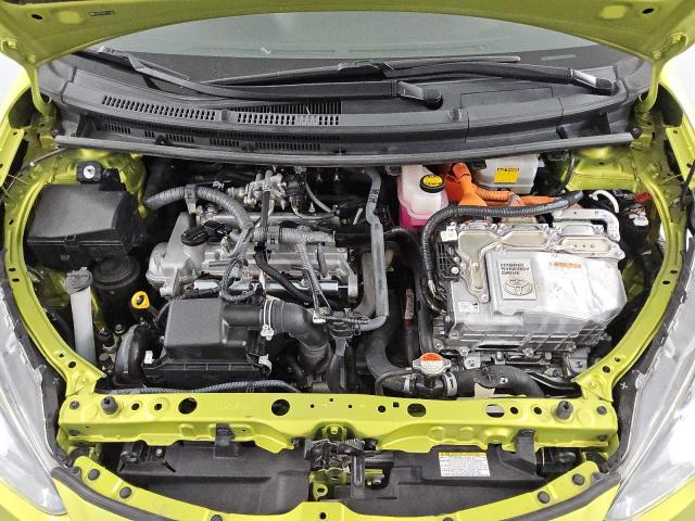 Photo 11 from auction – 2015 TOYOTA PRIUS C with VIN JTDKDTB34F1113037