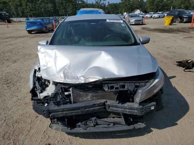 Photo 5 from auction – 2017 KIA FORTE LX with VIN 3KPFK4A76HE042957
