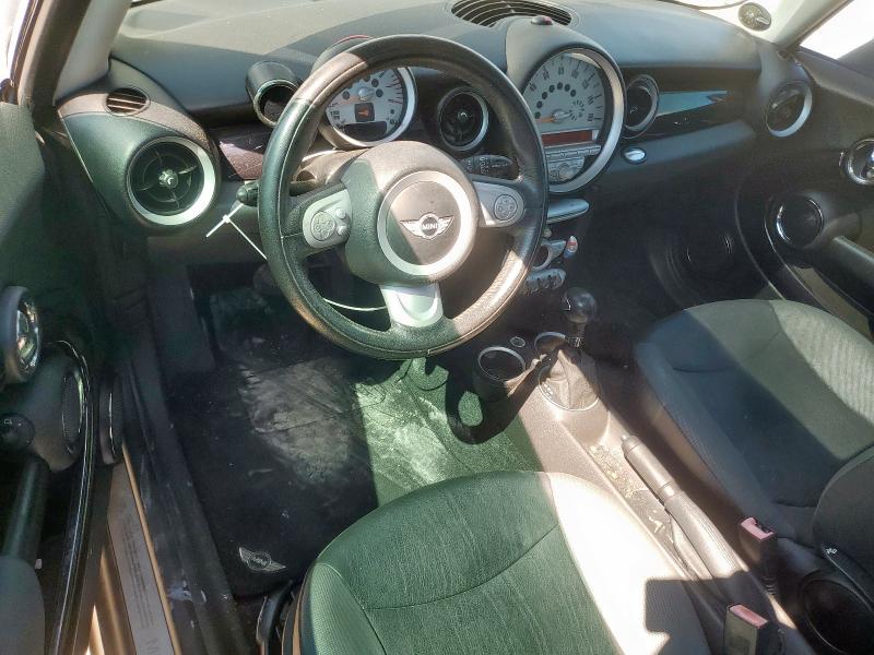 Photo 8 from auction – 2010 MINI COOPER with VIN WMWMF3C53ATZ22963