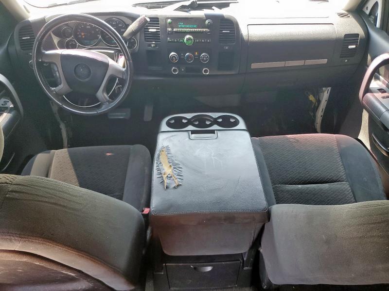 Photo 8 from auction – 2007 CHEVROLET SILVERADO with VIN 2GCEC13C071697919
