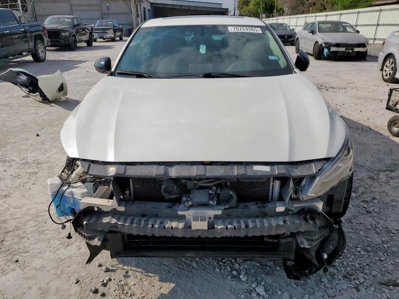 Photo 5 from auction – 2019 NISSAN ALTIMA SR with VIN 1N4BL4CV9KN318077