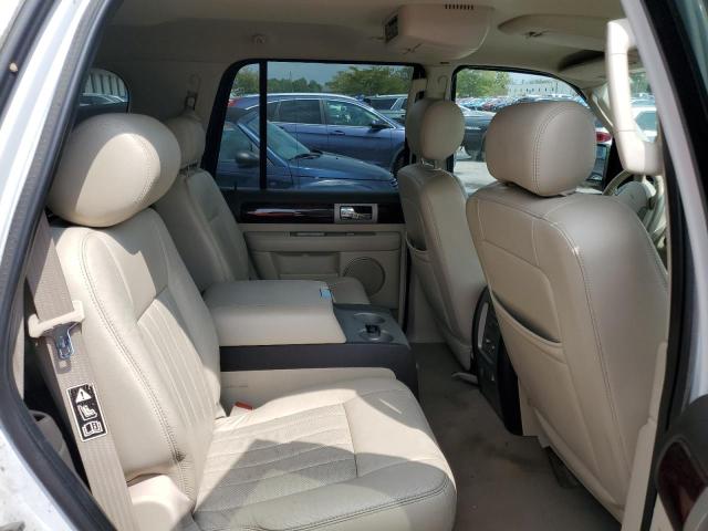Photo 11 from auction – 2003 LINCOLN NAVIGATOR with VIN 5LMFU28R33LJ29293