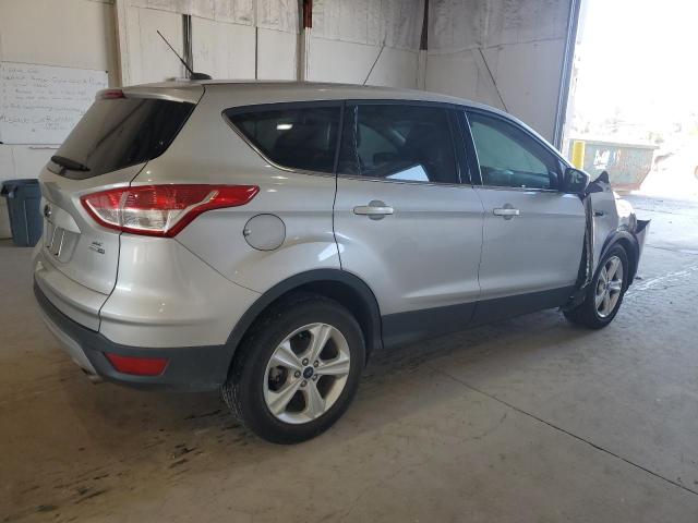 Photo 3 from auction – 2016 FORD ESCAPE SE with VIN 1FMCU9GX4GUB56131