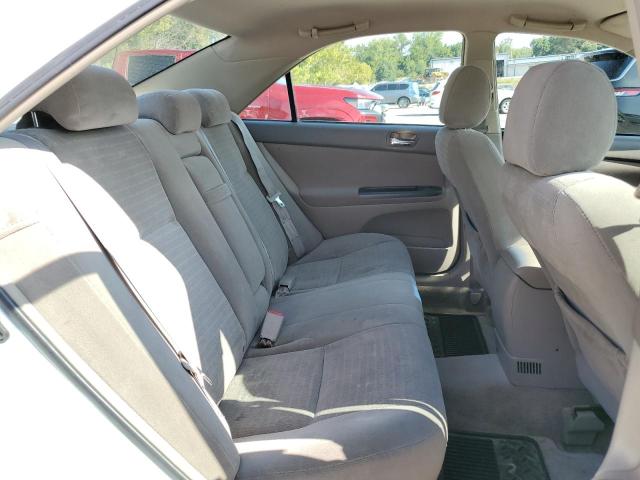 Photo 10 from auction – 2005 TOYOTA CAMRY with VIN 4T1BE32K45U007619