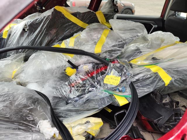 Photo 13 from auction – 2021 TOYOTA RAV4 LE with VIN 4T3M6RFVXMU025349