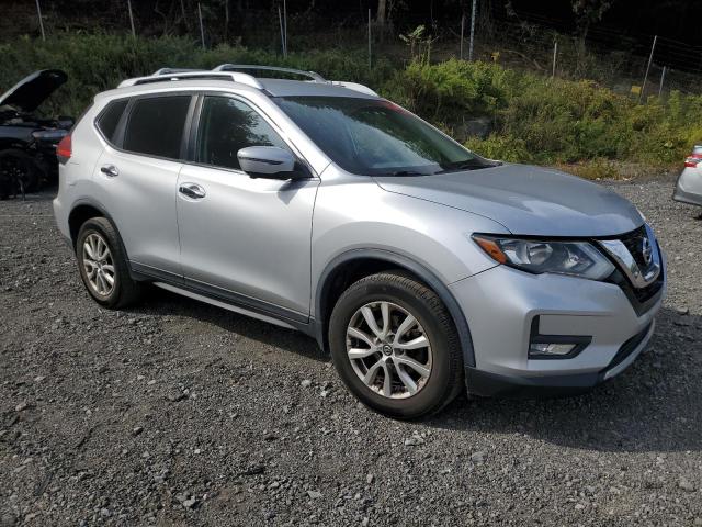 Photo 4 from auction – 2017 NISSAN ROGUE S with VIN KNMAT2MV8HP505901