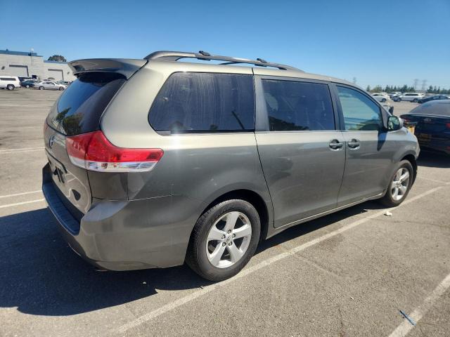 Photo 3 from auction – 2012 TOYOTA SIENNA LE with VIN 5TDKK3DC0CS180025