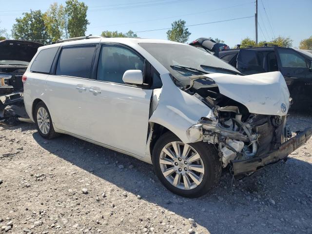 Photo 4 from auction – 2011 TOYOTA SIENNA XLE with VIN 5TDYK3DC9BS068137