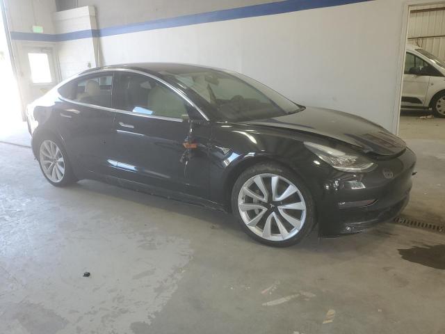 Photo 4 from auction – 2018 TESLA MODEL 3 with VIN 5YJ3E1EB3JF097065