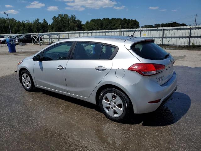Photo 2 from auction – 2017 KIA FORTE LX with VIN KNAFK5A86H5713633