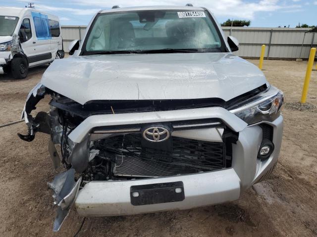 Photo 5 from auction – 2024 TOYOTA 4RUNNER SR with VIN JTEEU5JR2R5314880
