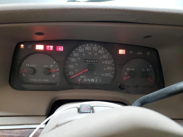 Photo 9 from auction – 2004 MERCURY GRAND MARQ with VIN 2MEFM74W24X676980