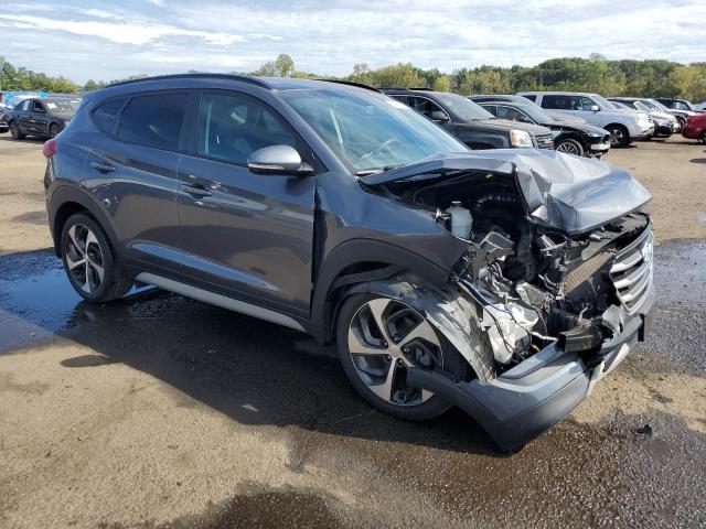 Photo 4 from auction – 2018 HYUNDAI TUCSON VAL with VIN KM8J3CA2XJU762691