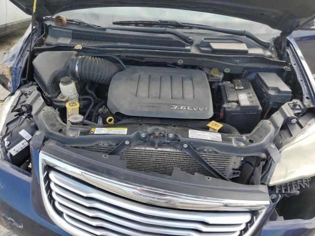 Photo 12 from auction – 2013 CHRYSLER TOWN & COU with VIN 2C4RC1CG2DR558280