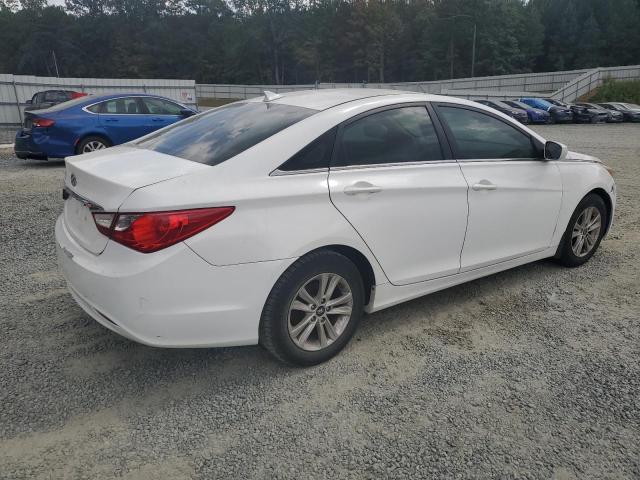 Photo 3 from auction – 2013 HYUNDAI SONATA GLS with VIN 5NPEB4AC8DH698351