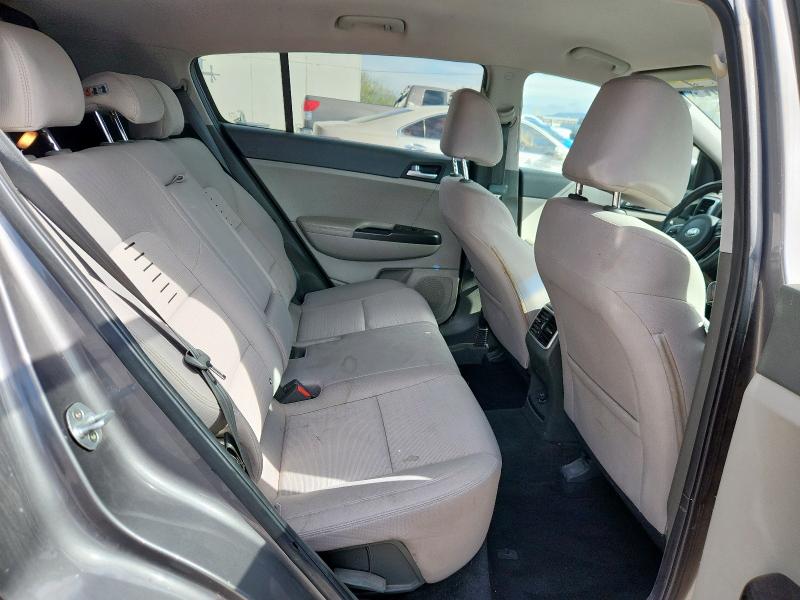 Photo 10 from auction – 2017 KIA SPORTAGE L with VIN KNDPM3AC2H7245155