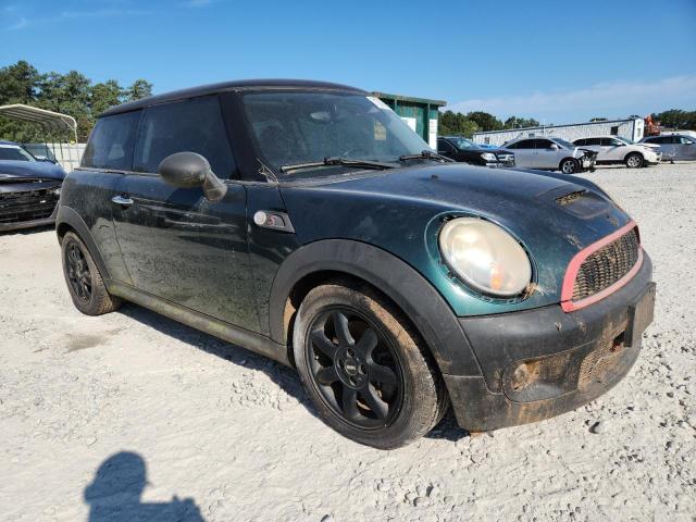 Photo 4 from auction – 2010 MINI COOPER S with VIN WMWMF7C52ATZ69330