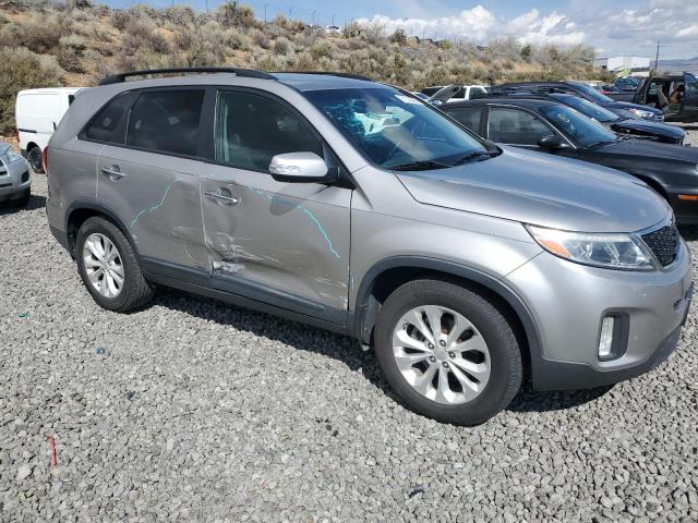 Photo 4 from auction – 2014 KIA SORENTO EX with VIN 5XYKU4A72EG534442