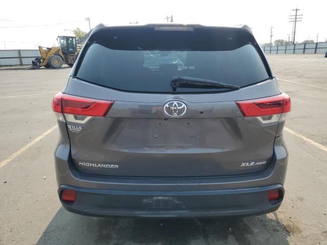 Photo 6 from auction – 2019 TOYOTA HIGHLANDER with VIN 5TDJZRFH1KS933482