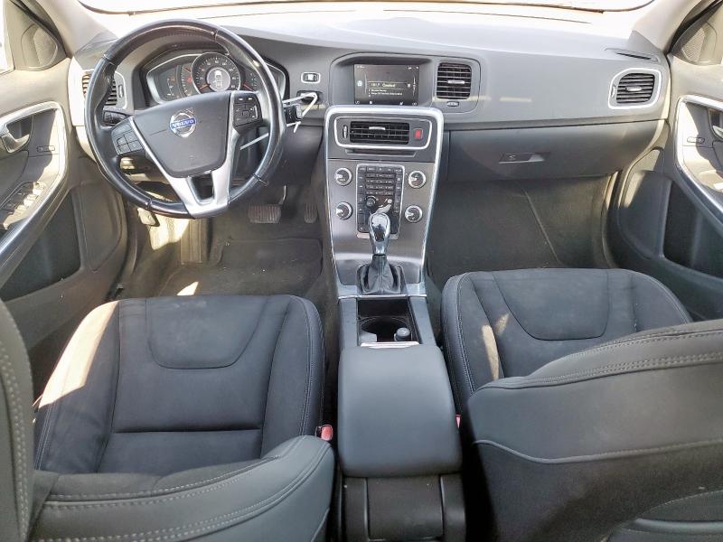 Photo 8 from auction – 2015 VOLVO V60 with VIN YV1612SJ2F1247123
