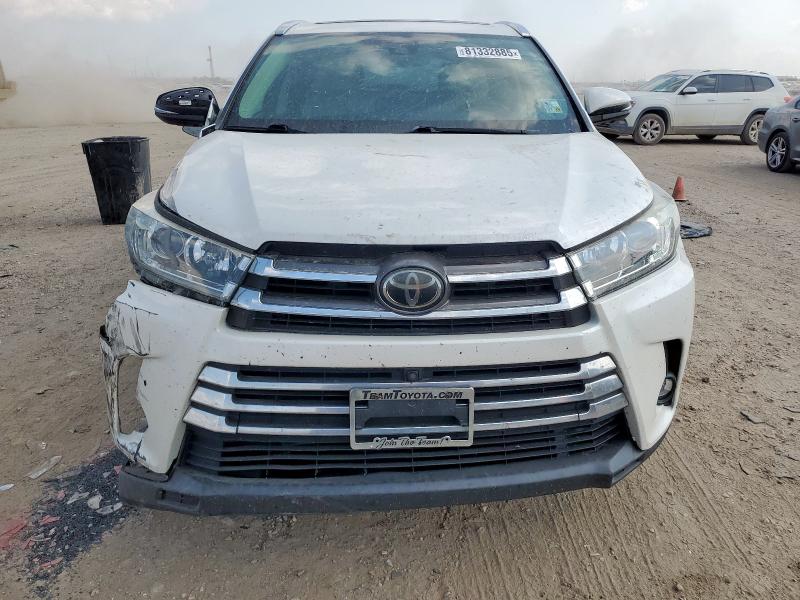 Photo 5 from auction – 2019 TOYOTA HIGHLANDER with VIN 5TDYZRFH7KS297438
