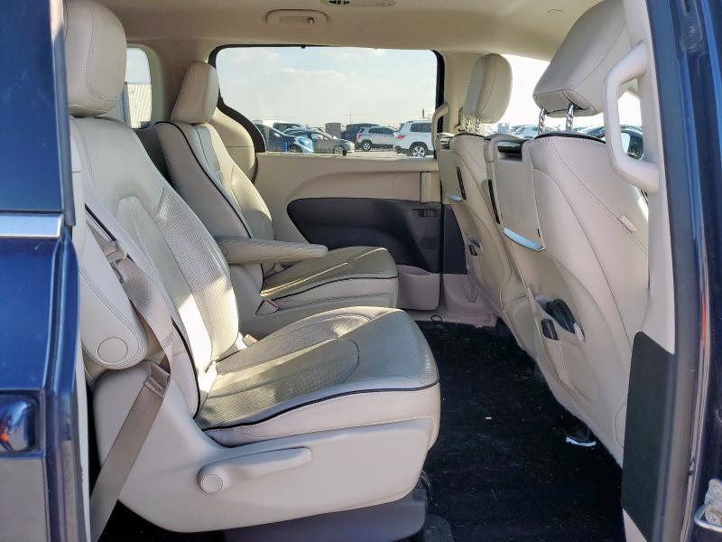 Photo 11 from auction – 2018 CHRYSLER PACIFICA H with VIN 2C4RC1N71JR168456