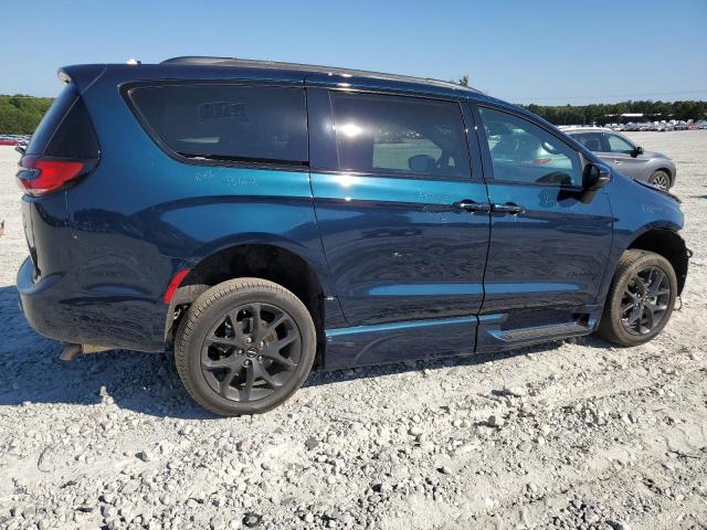 Photo 3 from auction – 2023 CHRYSLER PACIFICA TOURING L with VIN 2C4RC1BG4PR555371
