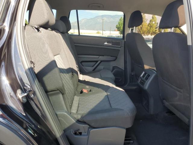 Photo 11 from auction – 2018 VOLKSWAGEN ATLAS S with VIN 1V2AR2CA6JC567807