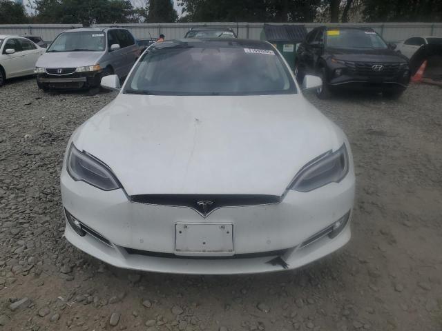 Photo 5 from auction – 2016 TESLA MODEL S with VIN 5YJSA1E20GF173177