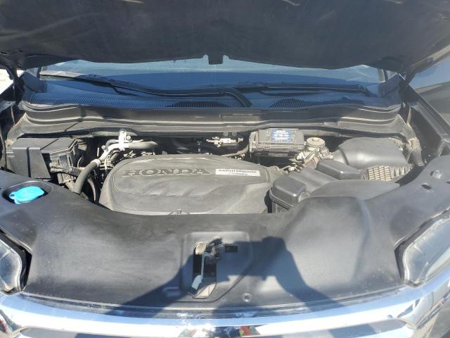 Photo 11 from auction – 2017 HONDA RIDGELINE with VIN 5FPYK3F64HB019682