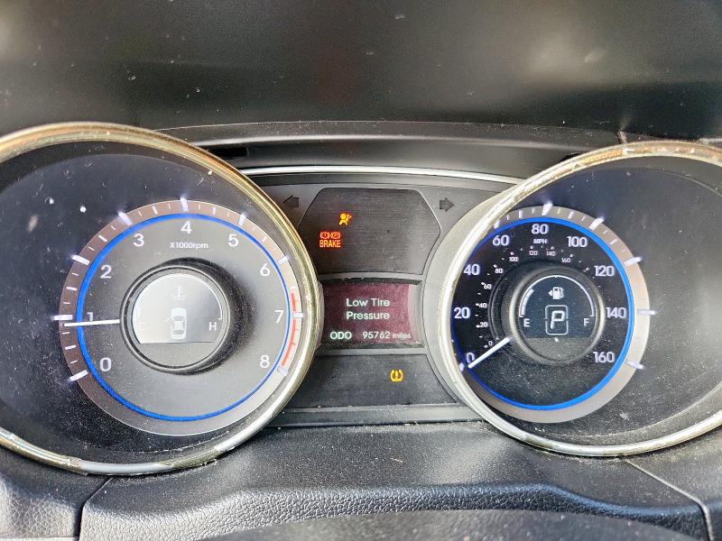 Photo 9 from auction – 2013 HYUNDAI SONATA SE with VIN 5NPEC4AC2DH514020