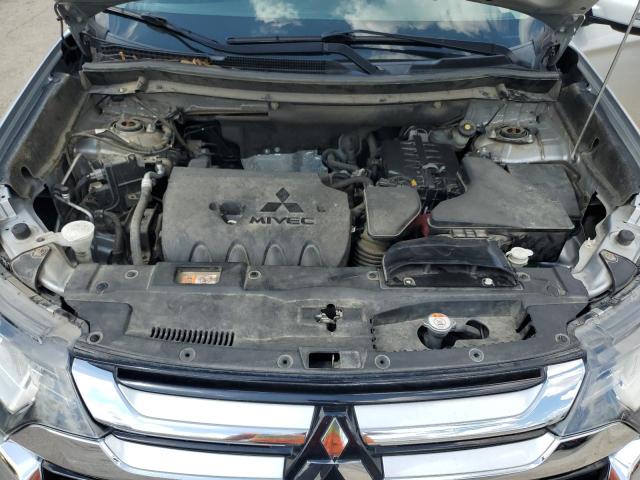 Photo 12 from auction – 2018 MITSUBISHI OUTLANDER with VIN JA4AD3A35JJ004201