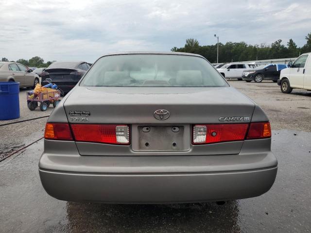Photo 6 from auction – 2000 TOYOTA CAMRY CE with VIN 4T1BG22K4YU679057