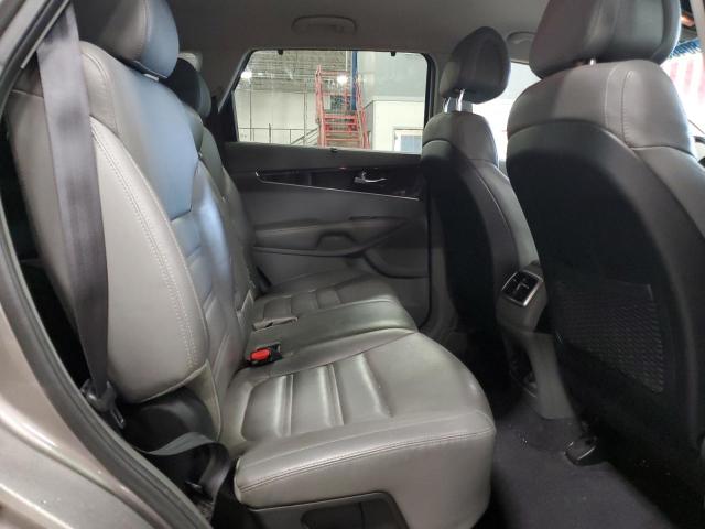 Photo 11 from auction – 2016 KIA SORENTO EX with VIN 5XYPHDA53GG116869