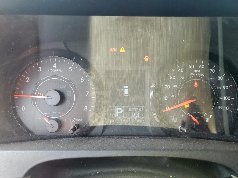 Photo 9 from auction – 2015 TOYOTA SIENNA LE with VIN 5TDKK3DC8FS580936