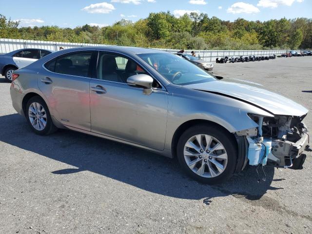 Photo 4 from auction – 2015 LEXUS ES 300H with VIN JTHBW1GG8F2091126