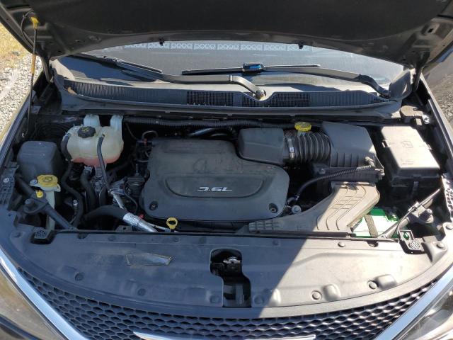 Photo 12 from auction – 2017 CHRYSLER PACIFICA L with VIN 2C4RC1CG4HR611387