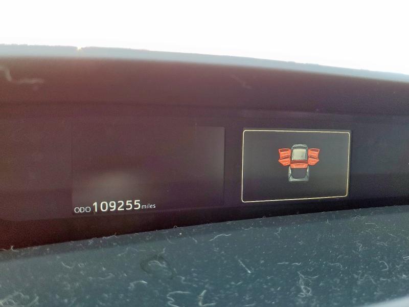 Photo 9 from auction – 2017 TOYOTA PRIUS with VIN JTDKARFU1H3528645