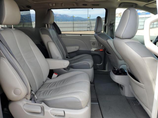 Photo 11 from auction – 2011 TOYOTA SIENNA XLE with VIN 5TDYK3DC8BS019334