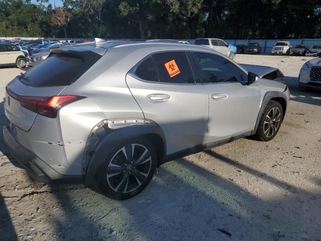 Photo 3 from auction – 2019 LEXUS UX 200 with VIN JTHY3JBH8K2009196