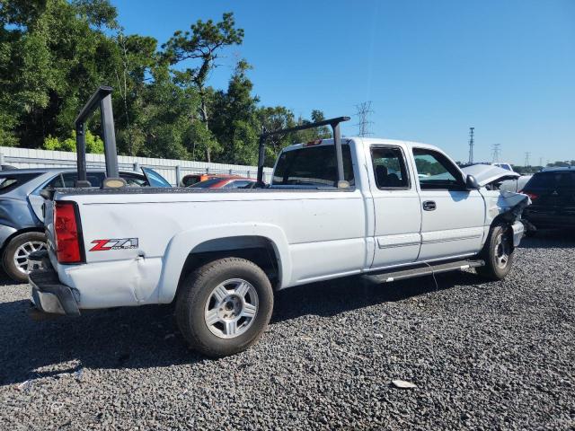 Photo 3 from auction – 2004 CHEVROLET SILVERADO with VIN 1GCEK19T34E227517